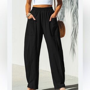 Cupshe women's NWT  Black elastic waist tapered legs Pants size M